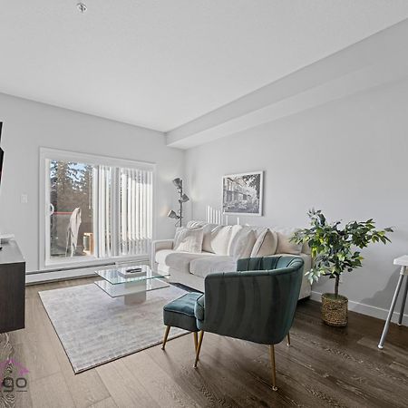 Studio Loft, 2 Bd, Ug Parking, 5 Min To Rogers! Edmonton Exterior foto